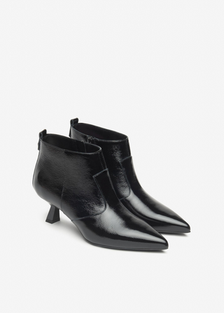NeroGiardini Hamlet Kitten Heel Boot