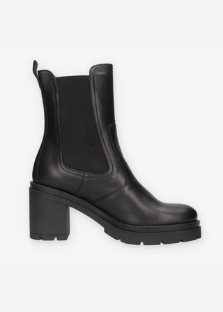 NeroGiardini Gaun Platform Boot
