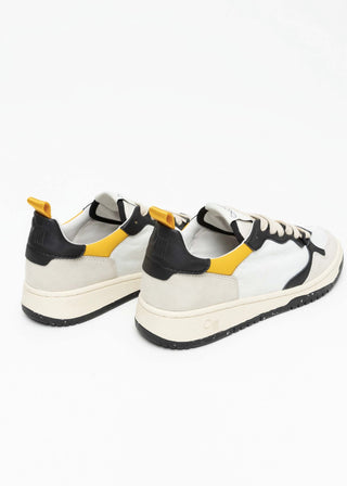Oncept Phoenix Sneaker