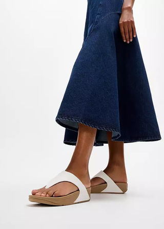 FitFlop LULU Leather Toe-Post Sandals