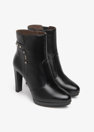 NeroGiardini High Stud Boots