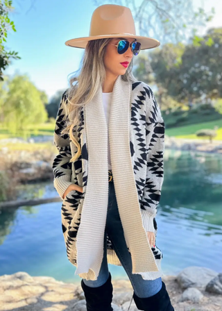 Amoli Aztec Printed Lightweight Cardigan with Pockets
