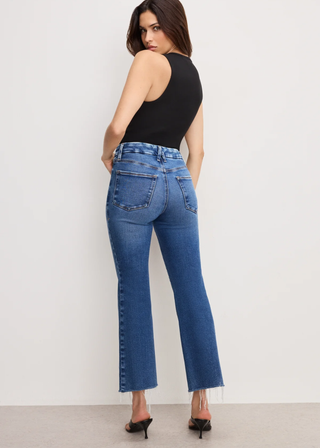 Good American Good Legs Cropped Mid Rise Mini Boot