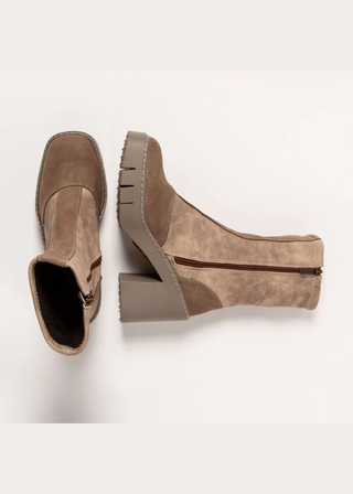 *art 1973 Berna Boot