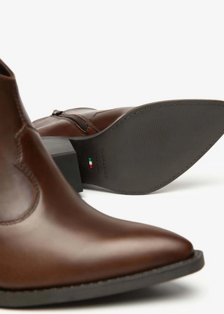 NeroGiardini Sparrow Short Western Boot
