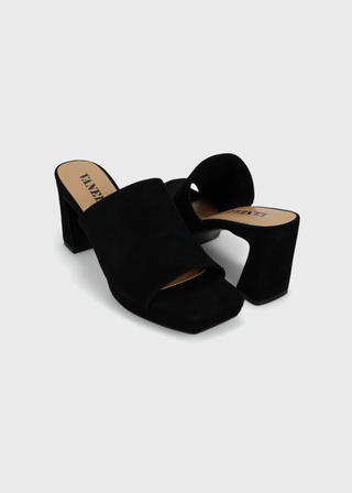 Vaneli Mantie Heel