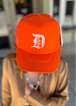 Orange Old English D