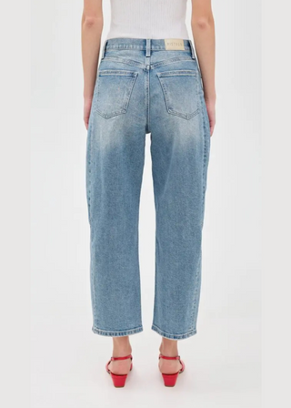 Pistola Eli High Rise Barrel Jeans