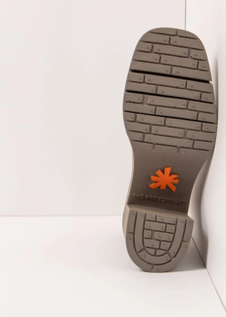 *art 1973 Berna Boot