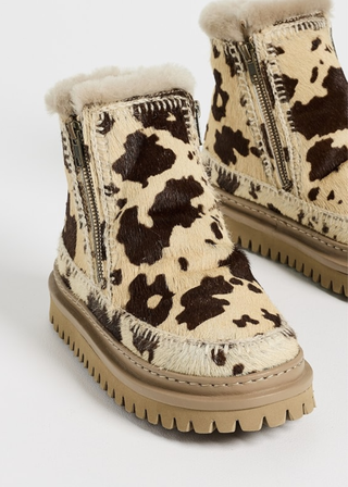 Setsu 4.0. Crochet Cow Pony Boot