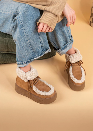 Seychelles Warm and Fuzzy Boot - MD