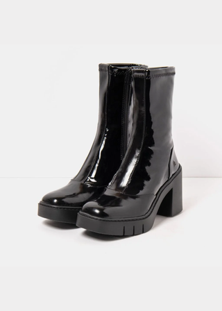 *art 1973 Berna Boot