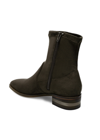 Silent D Fuller Boot