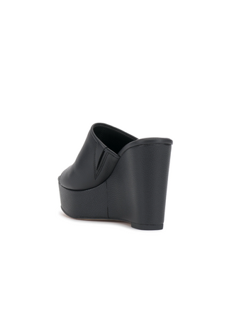 Vince Camuto Etta Wedge Sandal - Markdowns