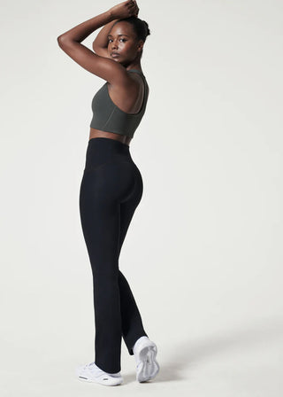 Spanx Booty Boost Skinny Flare Yoga Pant
