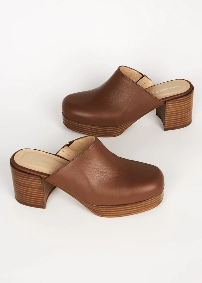 Intentionally____ Facts Platform Clog