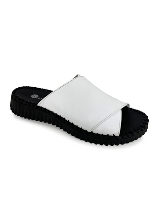 Eric Michael Gloria Sandal