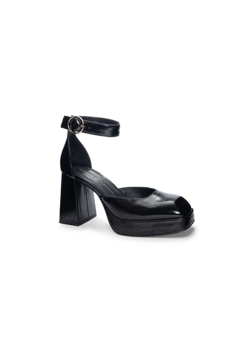 Chinese Laundry Oaklen Ankle Strap Platform Pump