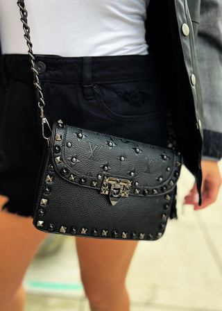 M.V. V Bag